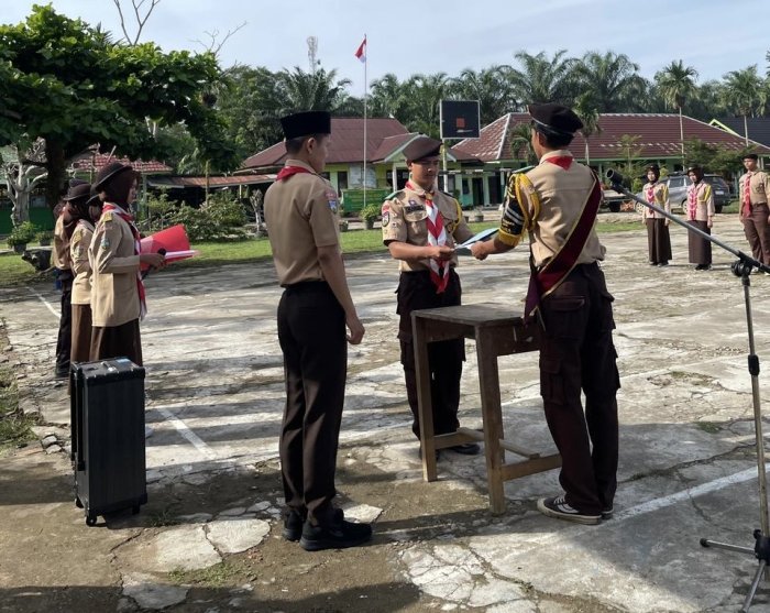 Dari Generasi ke Generasi: Semangat Baru dalam Pelantikan Dewan Ambalan Pattimura – Siti Maimun