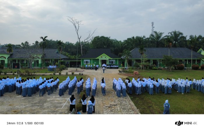 Awali Tahun Ajaran 2026/2027, MAN 1 Tanjung Jabung Timur Laksanakan Upacara Bendera Perdana